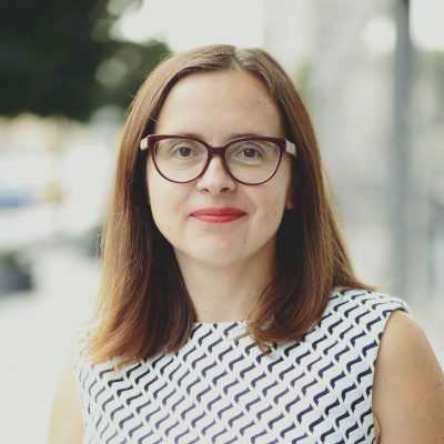 Jurgita Ribinskaitė–Glatzer yra socialinio verslo ekspertė ir organizacijos „Reach For Change“ vadovė Baltijos šalyse. „Socialinio verslo modelį atranda tie, kurie nori ne tik realizuoti savo idėjas, bet ir padėti kitiems. Tokią veiklą renkasi vis