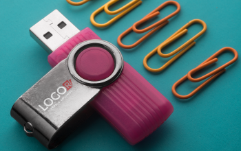 reklaminiai-usb-atmintukai-su-logo-spauda_versli-mama